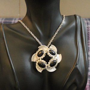 Vintage Black and White Rhinestone Silver-tone Leaf Pendent Necklace